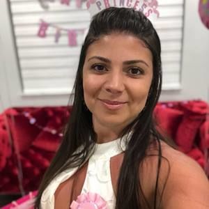 Meet your Posher, Caroline